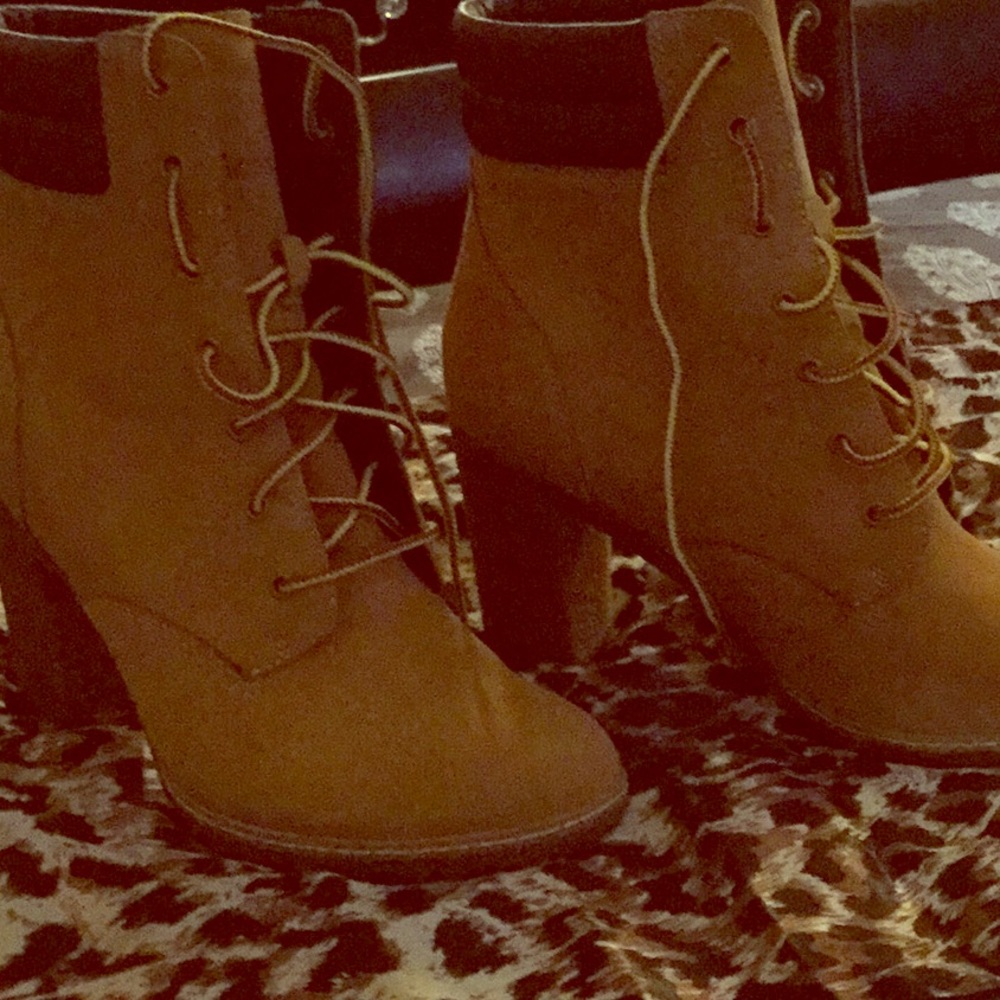 👢 boots
